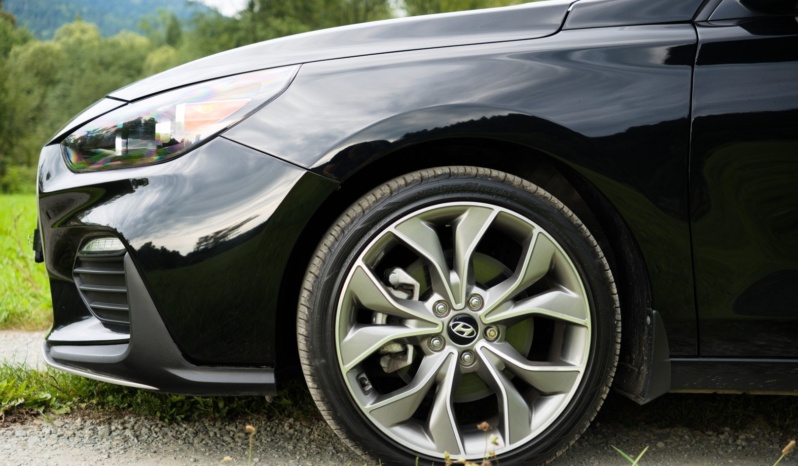 Hyundai i30 full