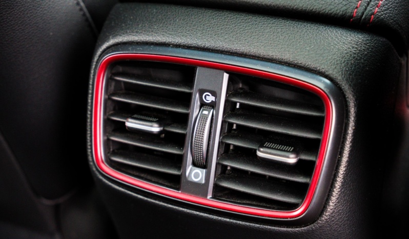 Hyundai i30 full