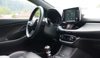 Hyundai i30 full