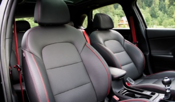 Hyundai i30 full