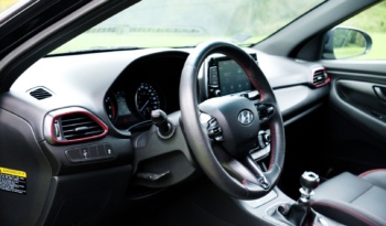 Hyundai i30 full