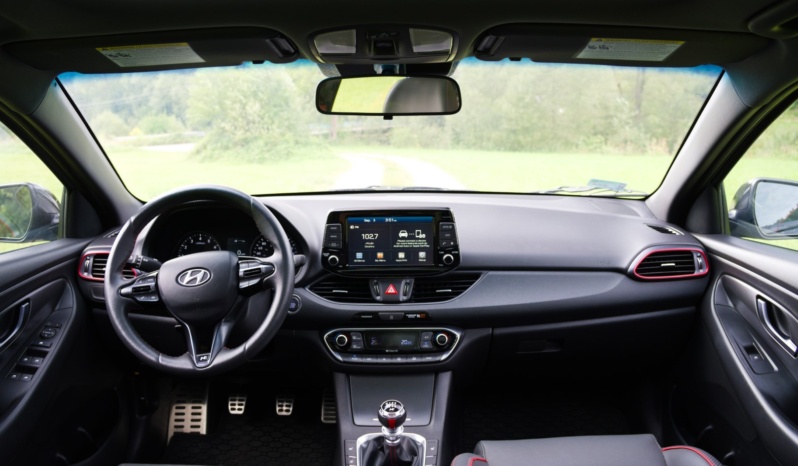 Hyundai i30 full