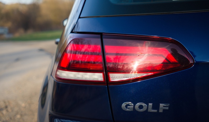 Volkswagen Golf full