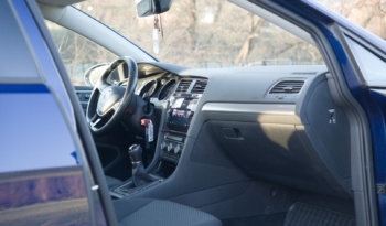 Volkswagen Golf full