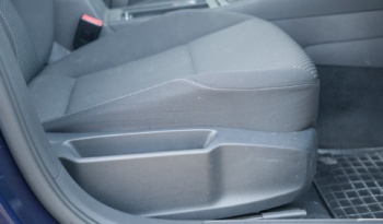 Volkswagen Golf full