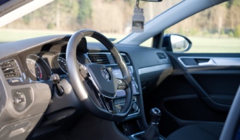 Volkswagen Golf full