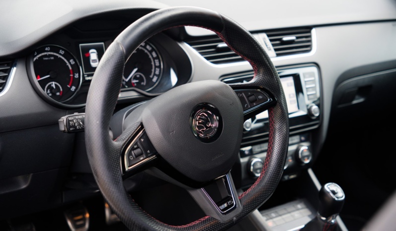 Skoda Octavia RS full