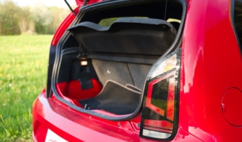 Volkswagen UP GTI full