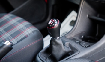 Volkswagen UP GTI full
