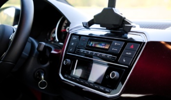 Volkswagen UP GTI full