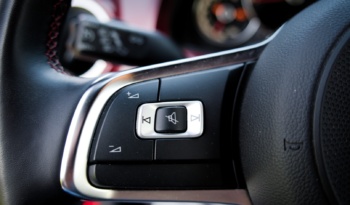 Volkswagen UP GTI full