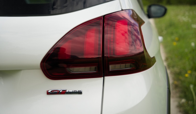 Peugeot 2008 full