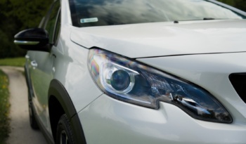 Peugeot 2008 full