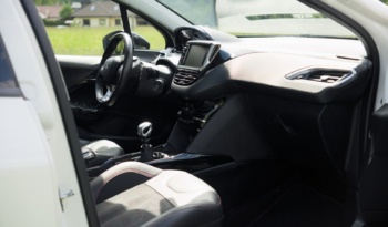 Peugeot 2008 full
