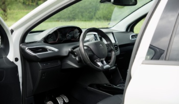 Peugeot 2008 full