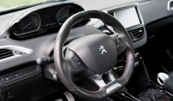 Peugeot 2008 full