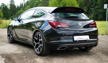 Opel Astra OPC full