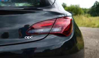 Opel Astra OPC full