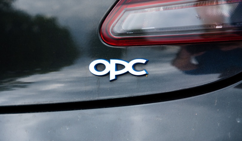 Opel Astra OPC full