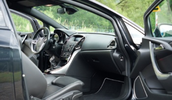 Opel Astra OPC full