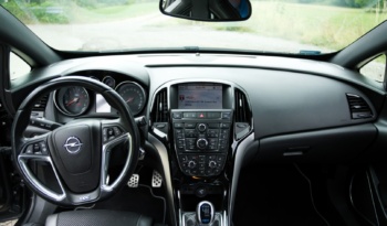 Opel Astra OPC full