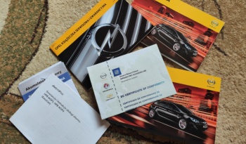 Opel Astra OPC full