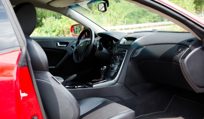 Hyundai Genesis Coupe full