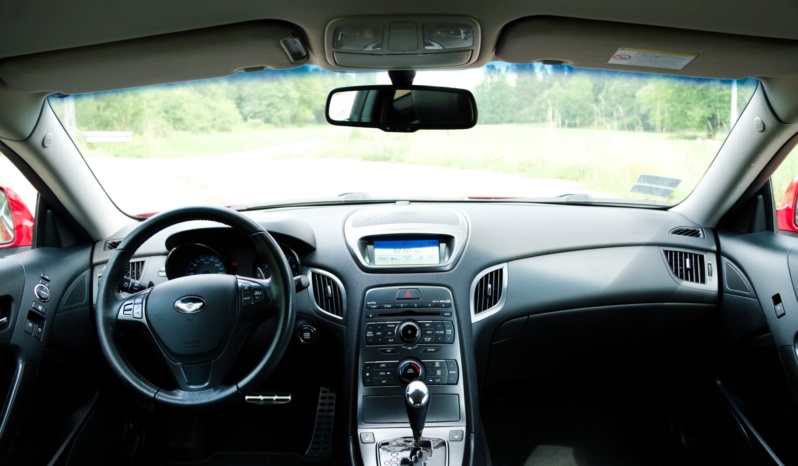 Hyundai Genesis Coupe full