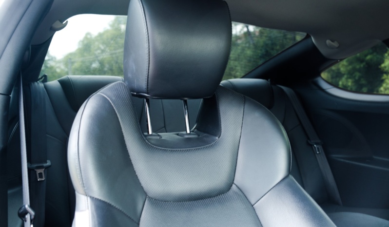 Hyundai Genesis Coupe full