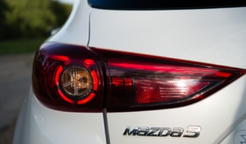 Mazda 3 full