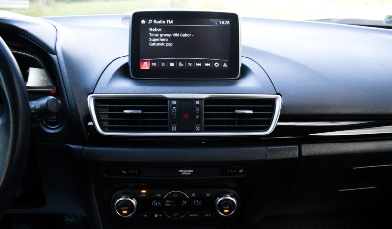 Mazda 3 full
