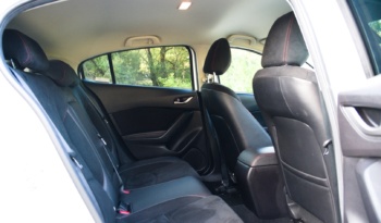 Mazda 3 full