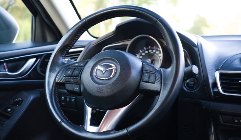Mazda 3 full