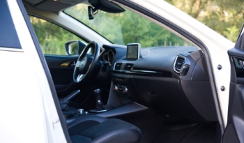 Mazda 3 full