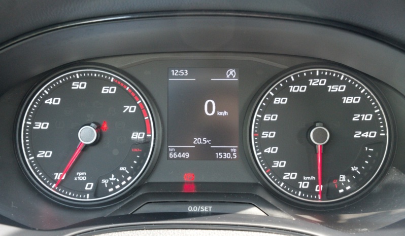 Seat Arona full