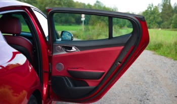 Kia Stinger full