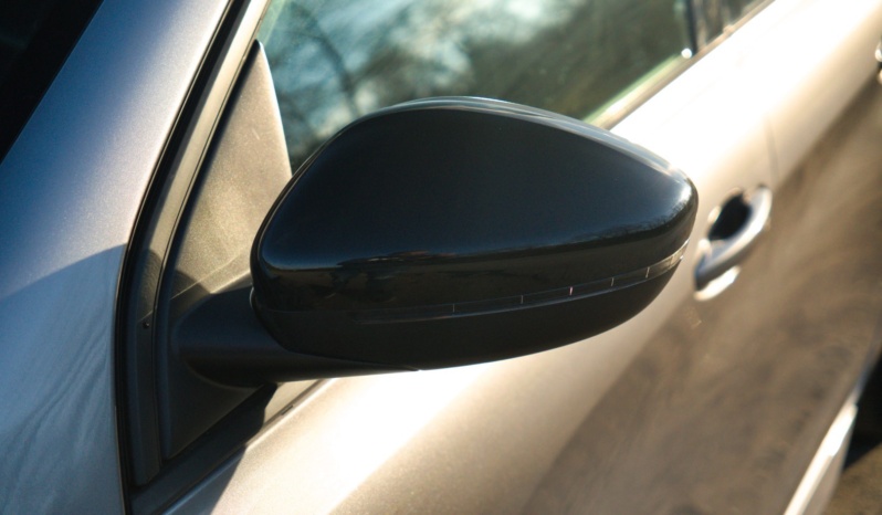 Peugeot 308 GT full