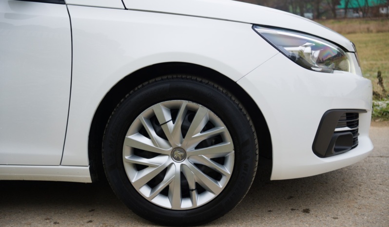 Peugeot 308 full