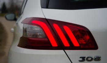 Peugeot 308 full