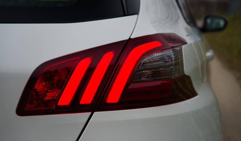 Peugeot 308 full