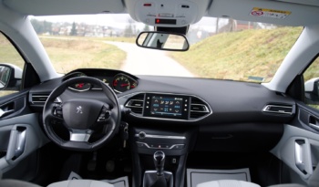 Peugeot 308 full