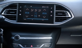 Peugeot 308 full