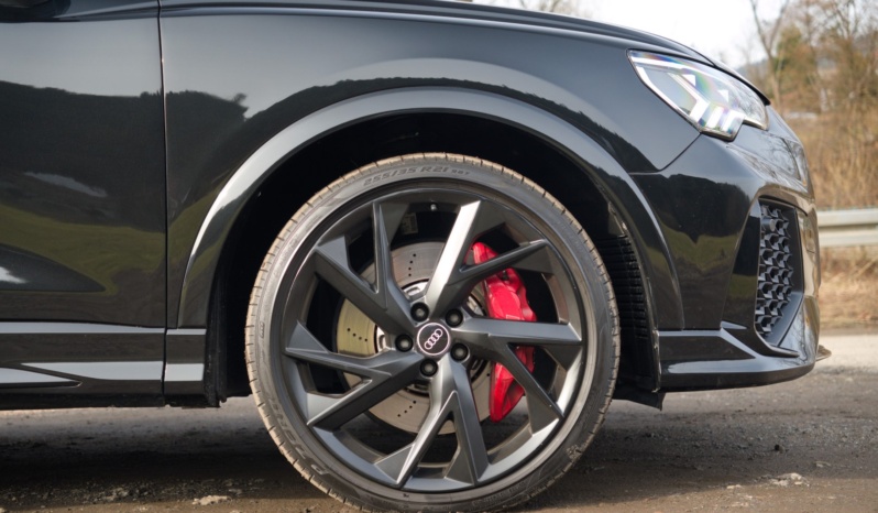 Audi RSQ3 4×4 full
