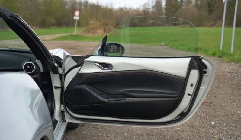 Mazda MX5 full