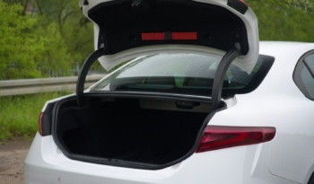 Alfa Romeo Giulia full