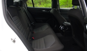 Alfa Romeo Giulia full