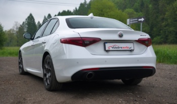 Alfa Romeo Giulia full