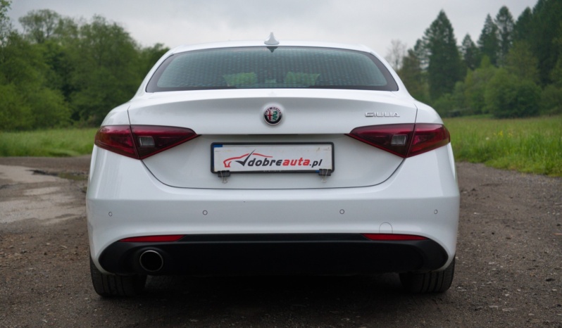 Alfa Romeo Giulia full