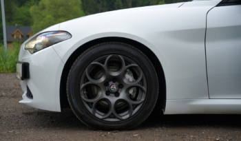 Alfa Romeo Giulia full