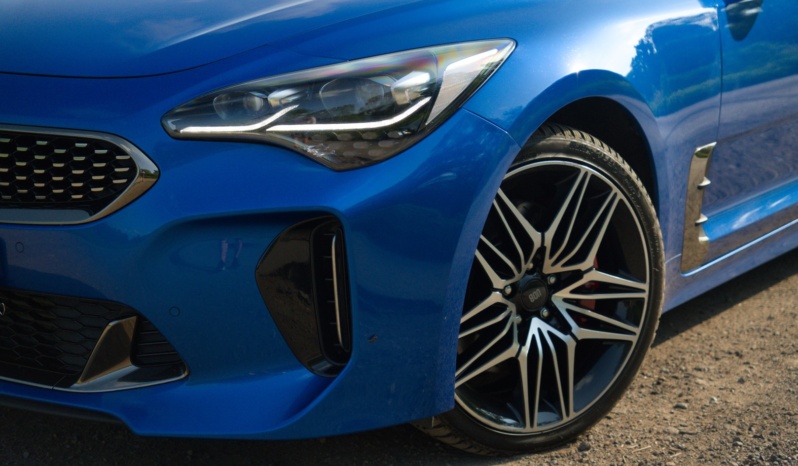 KIA Stinger full